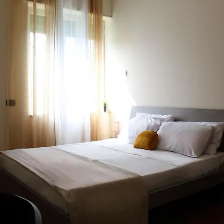 Punto Felice Stadio - Fuorigrotta Centro - Apartamento *